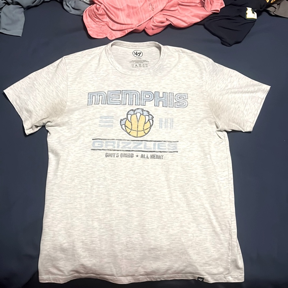 Vintage Memphis Grizzlies t shirt